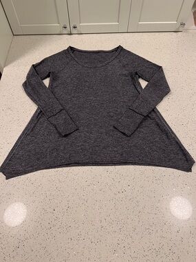 LULULEMON Rehearsal Gray Heathered Black Swan Long Sleeve Swing Top Size 4/6